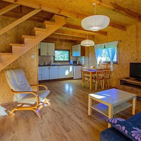 Mazurskie Chatki W Skarpie Casa vacanze *